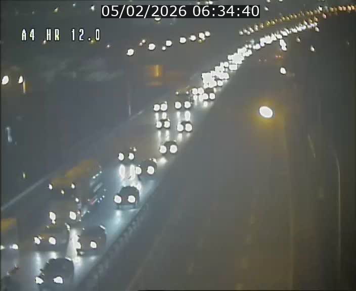 <h2>Traffic live webcam Luxembourg Jonction Foetz - A4 - BK 12.0 - direction Esch sur Alzette</h2>