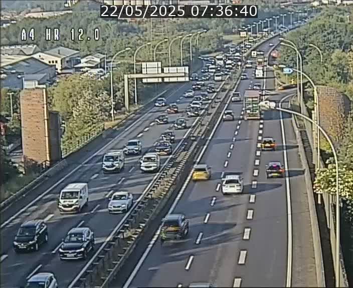 <h2>Traffic live webcam Luxembourg Jonction Foetz - A4 - BK 12.0 - direction Esch sur Alzette</h2>