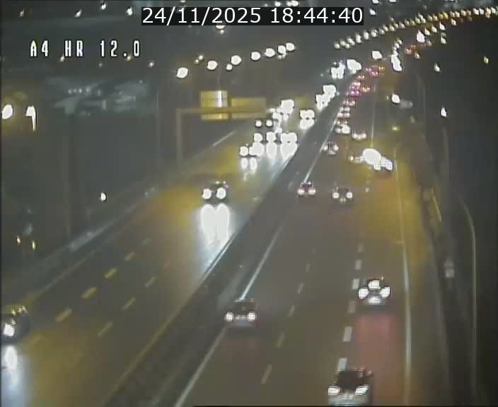 <h2>Traffic live webcam Luxembourg Jonction Foetz - A4 - BK 12.0 - direction Esch sur Alzette</h2>