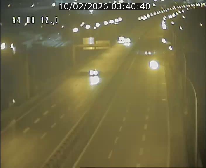 <h2>Traffic live webcam Luxembourg Jonction Foetz - A4 - BK 12.0 - direction Esch sur Alzette</h2>