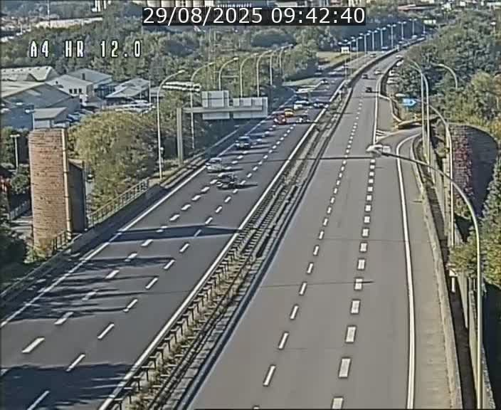 <h2>Traffic live webcam Luxembourg Jonction Foetz - A4 - BK 12.0 - direction Esch sur Alzette</h2>