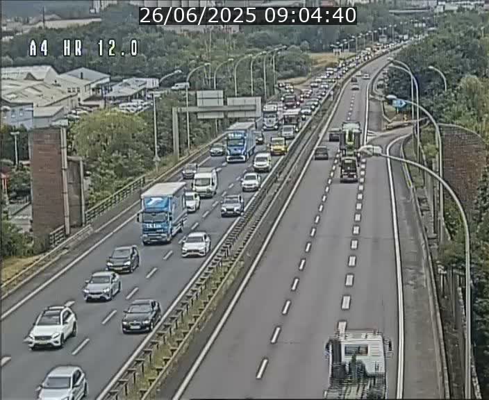<h2>Traffic live webcam Luxembourg Jonction Foetz - A4 - BK 12.0 - direction Esch sur Alzette</h2>