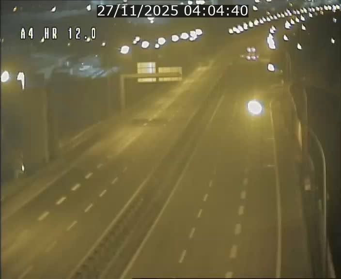<h2>Traffic live webcam Luxembourg Jonction Foetz - A4 - BK 12.0 - direction Esch sur Alzette</h2>