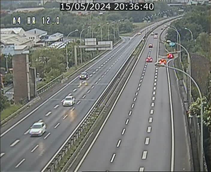 Traffic live webcam Luxembourg Jonction Foetz - A4 - BK 12.0 - direction Esch sur Alzette