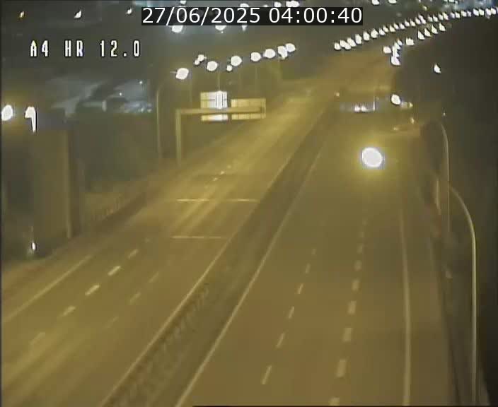 <h2>Traffic live webcam Luxembourg Jonction Foetz - A4 - BK 12.0 - direction Esch sur Alzette</h2>