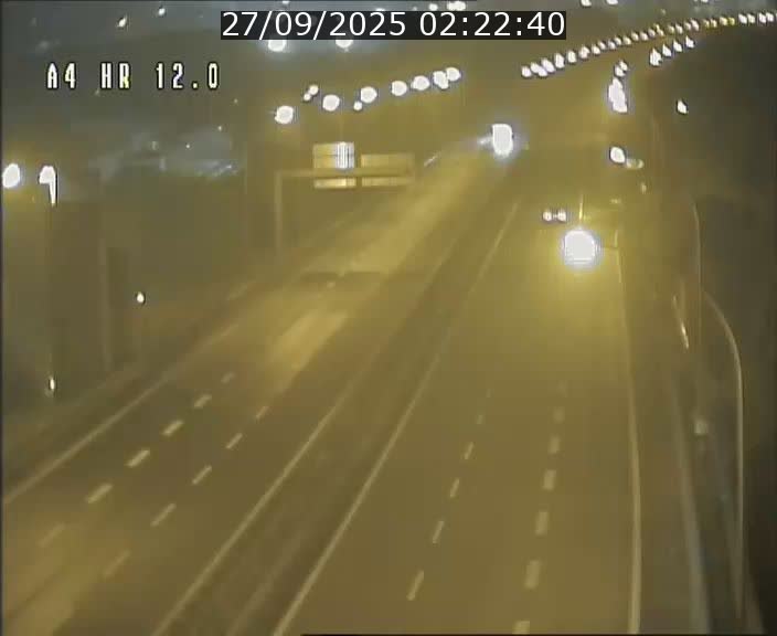 <h2>Traffic live webcam Luxembourg Jonction Foetz - A4 - BK 12.0 - direction Esch sur Alzette</h2>
