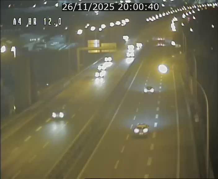 <h2>Traffic live webcam Luxembourg Jonction Foetz - A4 - BK 12.0 - direction Esch sur Alzette</h2>