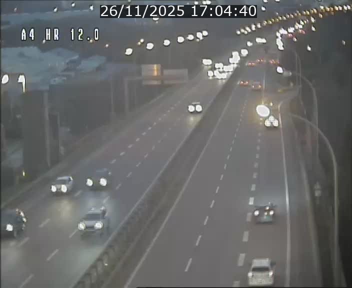<h2>Traffic live webcam Luxembourg Jonction Foetz - A4 - BK 12.0 - direction Esch sur Alzette</h2>