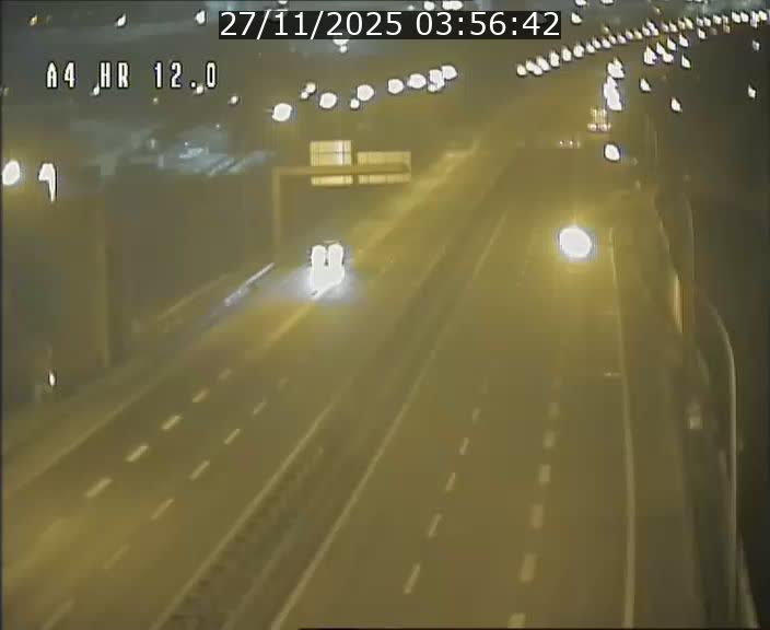<h2>Traffic live webcam Luxembourg Jonction Foetz - A4 - BK 12.0 - direction Esch sur Alzette</h2>
