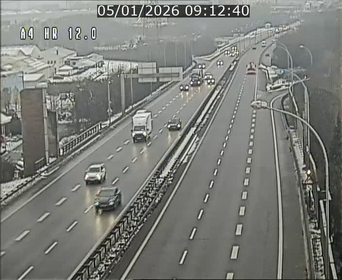 Traffic live webcam Luxembourg Jonction Foetz - A4 - BK 12.0 - direction Esch sur Alzette