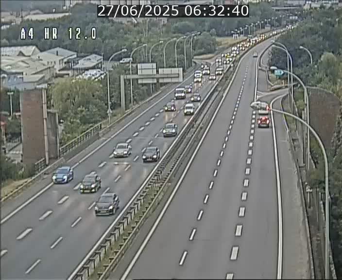 <h2>Traffic live webcam Luxembourg Jonction Foetz - A4 - BK 12.0 - direction Esch sur Alzette</h2>
