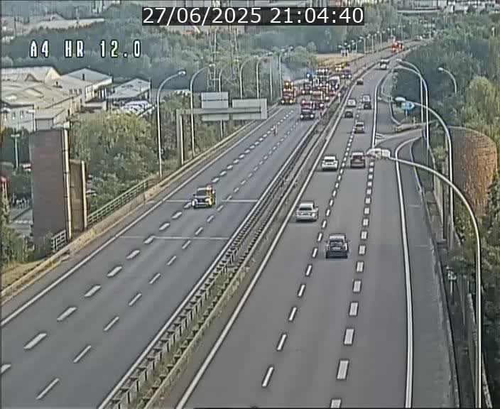 <h2>Traffic live webcam Luxembourg Jonction Foetz - A4 - BK 12.0 - direction Esch sur Alzette</h2>