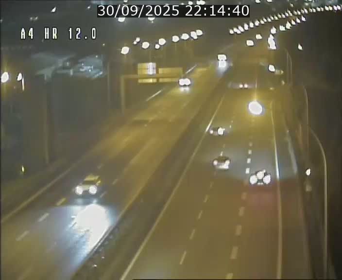<h2>Traffic live webcam Luxembourg Jonction Foetz - A4 - BK 12.0 - direction Esch sur Alzette</h2>
