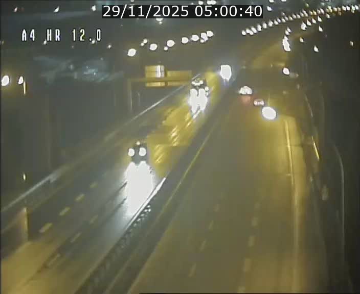 <h2>Traffic live webcam Luxembourg Jonction Foetz - A4 - BK 12.0 - direction Esch sur Alzette</h2>
