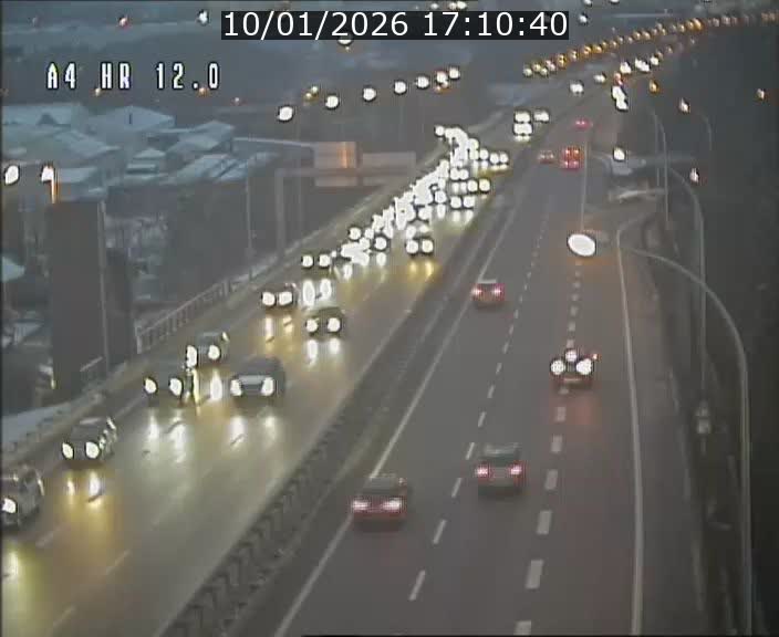 Traffic live webcam Luxembourg Jonction Foetz - A4 - BK 12.0 - direction Esch sur Alzette