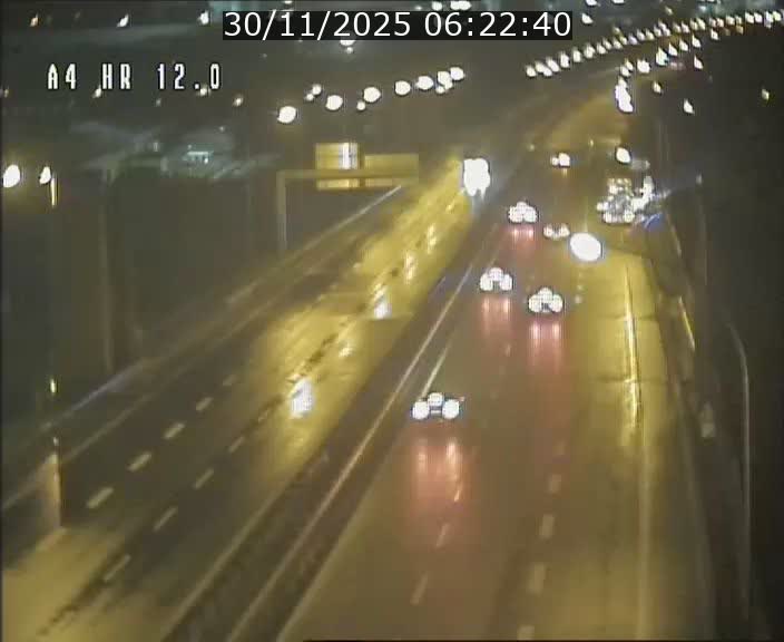 <h2>Traffic live webcam Luxembourg Jonction Foetz - A4 - BK 12.0 - direction Esch sur Alzette</h2>