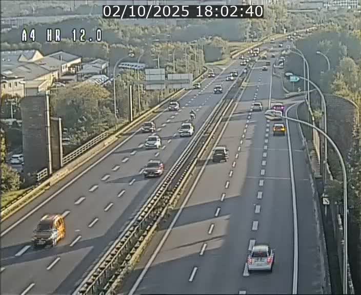 <h2>Traffic live webcam Luxembourg Jonction Foetz - A4 - BK 12.0 - direction Esch sur Alzette</h2>