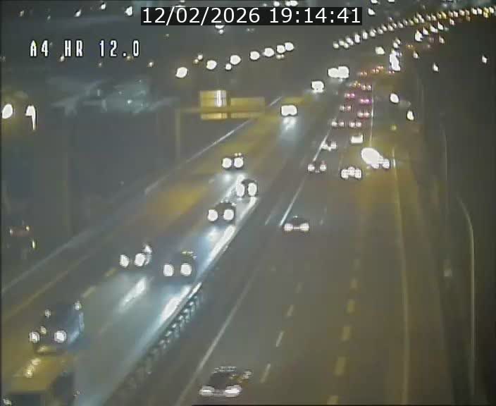 <h2>Traffic live webcam Luxembourg Jonction Foetz - A4 - BK 12.0 - direction Esch sur Alzette</h2>