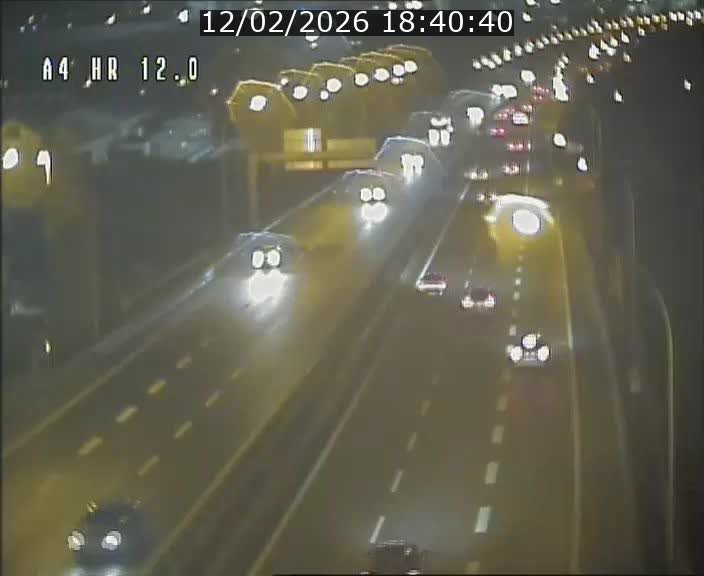 <h2>Traffic live webcam Luxembourg Jonction Foetz - A4 - BK 12.0 - direction Esch sur Alzette</h2>