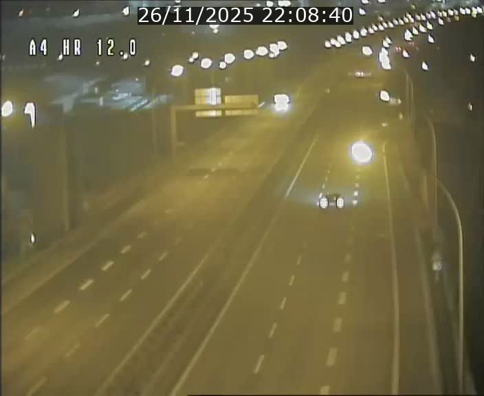<h2>Traffic live webcam Luxembourg Jonction Foetz - A4 - BK 12.0 - direction Esch sur Alzette</h2>