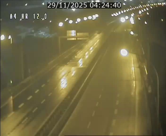 <h2>Traffic live webcam Luxembourg Jonction Foetz - A4 - BK 12.0 - direction Esch sur Alzette</h2>