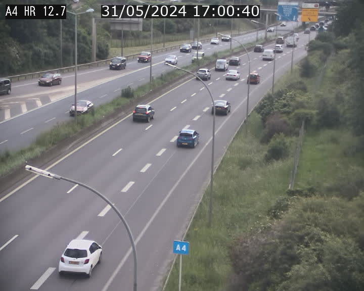 <h2>Traffic live webcam Luxembourg Esch sur Alzette - A4 - BK 12.7 - direction Esch-Belval</h2>
