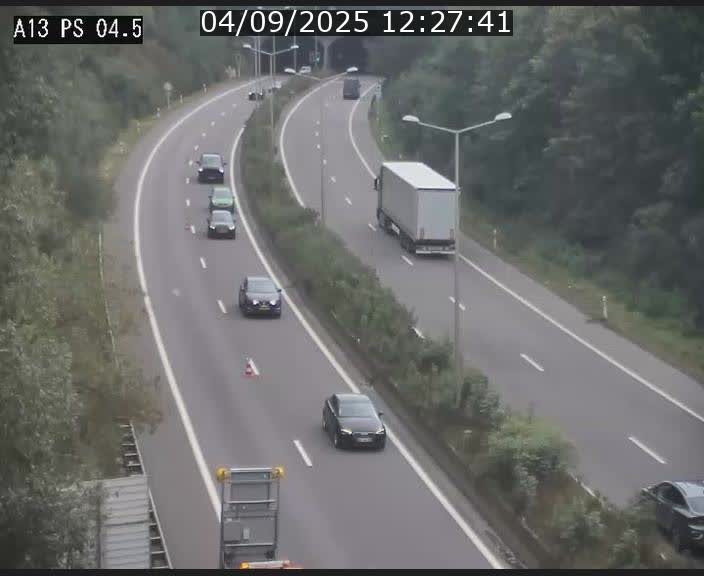 <h2>Traffic live webcam Luxembourg Differdange - A13 direction Esch-sur-Alzette - BK 4.5</h2>