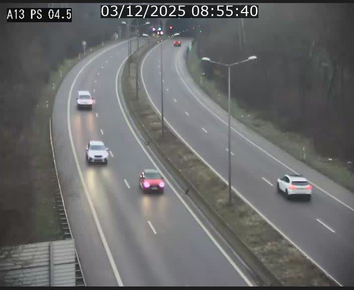 <h2>Traffic live webcam Luxembourg Differdange - A13 direction Esch-sur-Alzette - BK 4.5</h2>