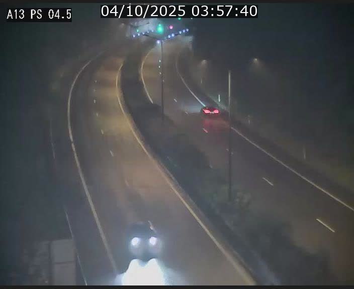 <h2>Traffic live webcam Luxembourg Differdange - A13 direction Esch-sur-Alzette - BK 4.5</h2>