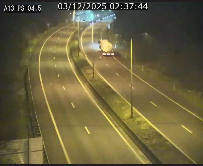 <h2>Traffic live webcam Luxembourg Differdange - A13 direction Esch-sur-Alzette - BK 4.5</h2>