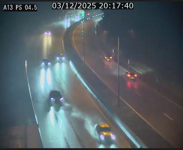 <h2>Traffic live webcam Luxembourg Differdange - A13 direction Esch-sur-Alzette - BK 4.5</h2>