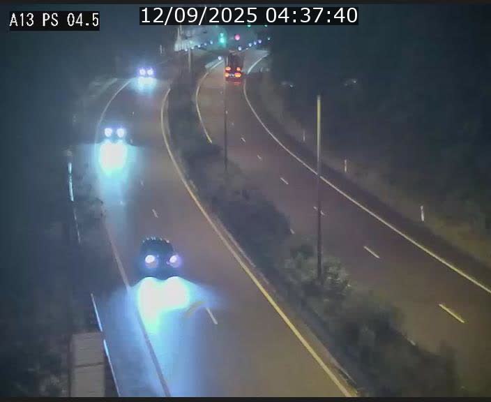 <h2>Traffic live webcam Luxembourg Differdange - A13 direction Esch-sur-Alzette - BK 4.5</h2>