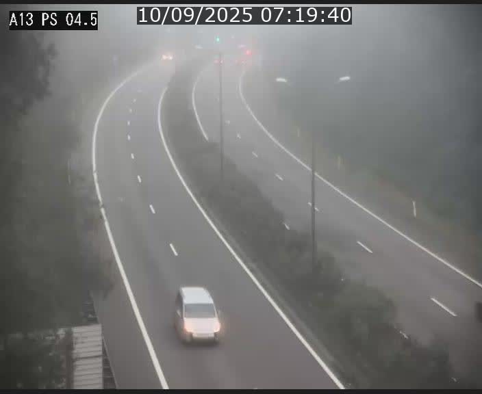 <h2>Traffic live webcam Luxembourg Differdange - A13 direction Esch-sur-Alzette - BK 4.5</h2>