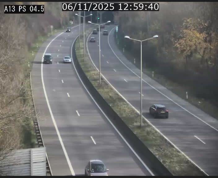<h2>Traffic live webcam Luxembourg Differdange - A13 direction Esch-sur-Alzette - BK 4.5</h2>