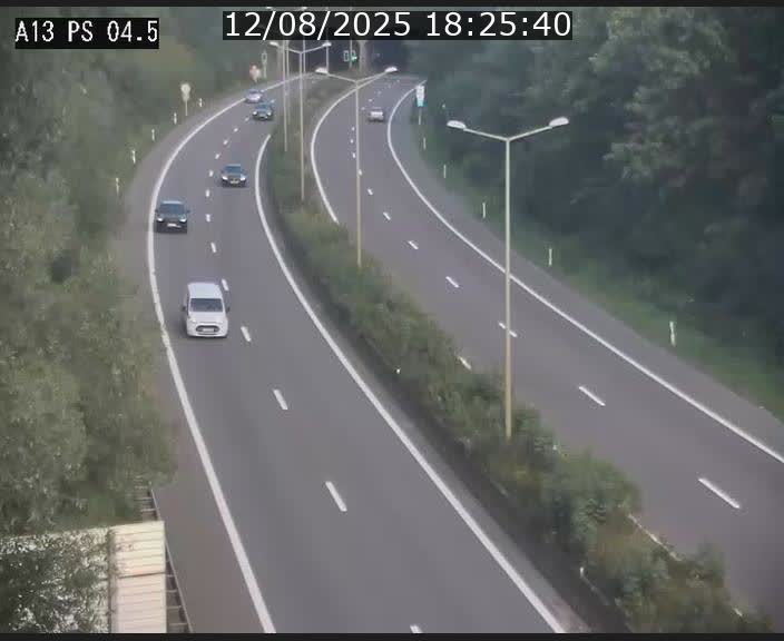 <h2>Traffic live webcam Luxembourg Differdange - A13 direction Esch-sur-Alzette - BK 4.5</h2>