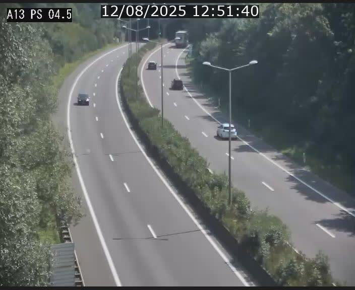 <h2>Traffic live webcam Luxembourg Differdange - A13 direction Esch-sur-Alzette - BK 4.5</h2>