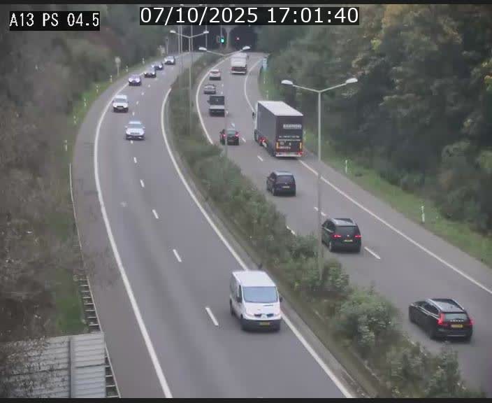 <h2>Traffic live webcam Luxembourg Differdange - A13 direction Esch-sur-Alzette - BK 4.5</h2>