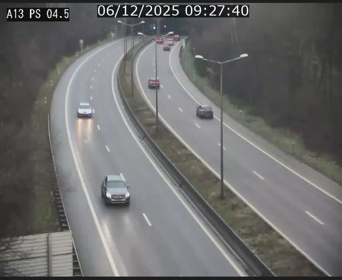 <h2>Traffic live webcam Luxembourg Differdange - A13 direction Esch-sur-Alzette - BK 4.5</h2>
