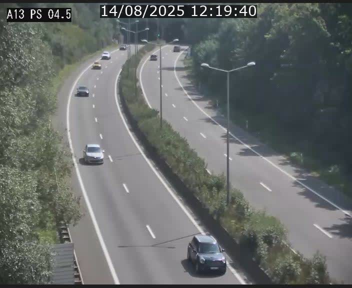<h2>Traffic live webcam Luxembourg Differdange - A13 direction Esch-sur-Alzette - BK 4.5</h2>
