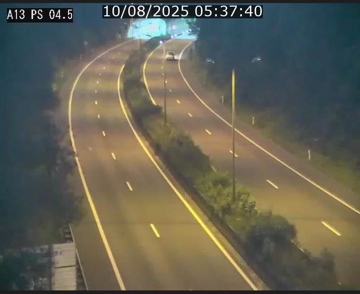 <h2>Traffic live webcam Luxembourg Differdange - A13 direction Esch-sur-Alzette - BK 4.5</h2>
