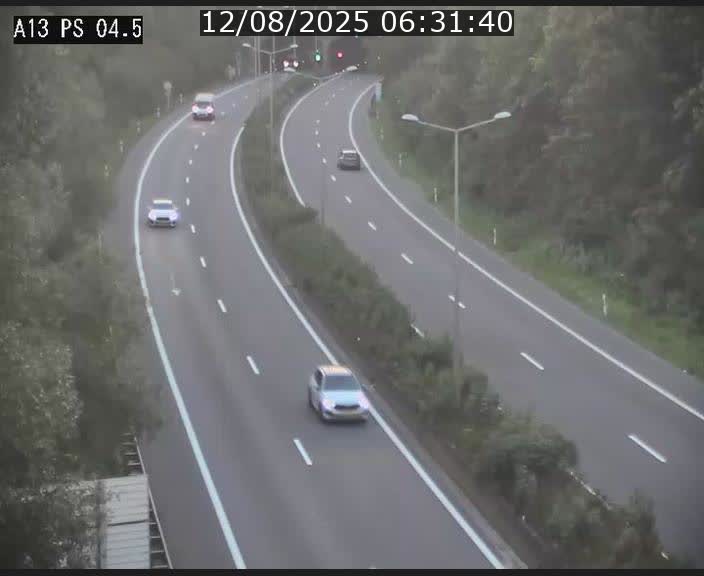 <h2>Traffic live webcam Luxembourg Differdange - A13 direction Esch-sur-Alzette - BK 4.5</h2>