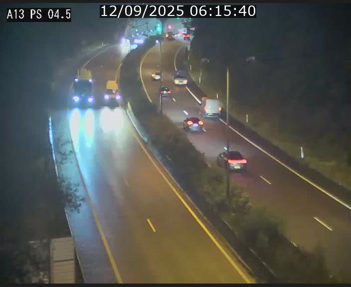 <h2>Traffic live webcam Luxembourg Differdange - A13 direction Esch-sur-Alzette - BK 4.5</h2>
