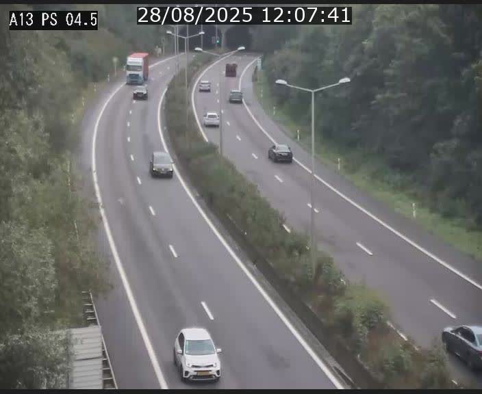 <h2>Traffic live webcam Luxembourg Differdange - A13 direction Esch-sur-Alzette - BK 4.5</h2>