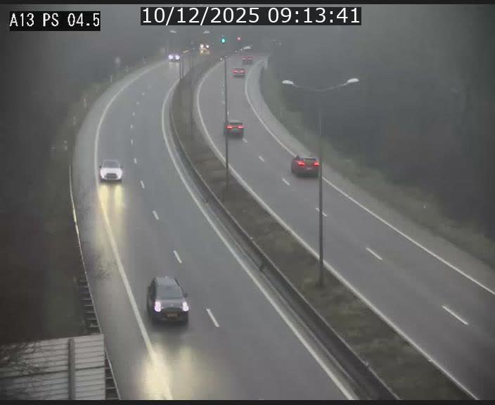 <h2>Traffic live webcam Luxembourg Differdange - A13 direction Esch-sur-Alzette - BK 4.5</h2>