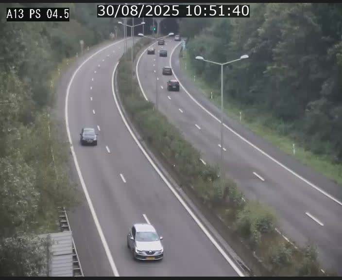 <h2>Traffic live webcam Luxembourg Differdange - A13 direction Esch-sur-Alzette - BK 4.5</h2>