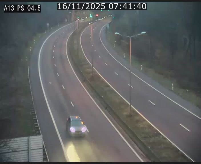 Traffic live webcam Luxembourg Differdange - A13 direction Esch-sur-Alzette - BK 4.5