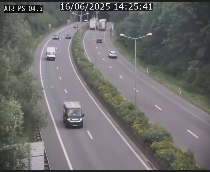 Traffic live webcam Luxembourg Differdange - A13 direction Esch-sur-Alzette - BK 4.5