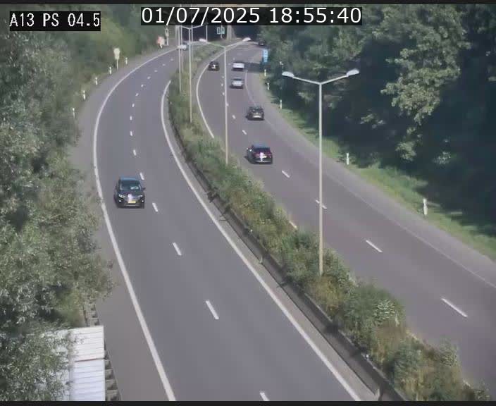 Traffic live webcam Luxembourg Differdange - A13 direction Esch-sur-Alzette - BK 4.5