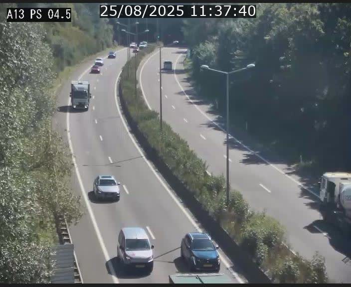<h2>Traffic live webcam Luxembourg Differdange - A13 direction Esch-sur-Alzette - BK 4.5</h2>