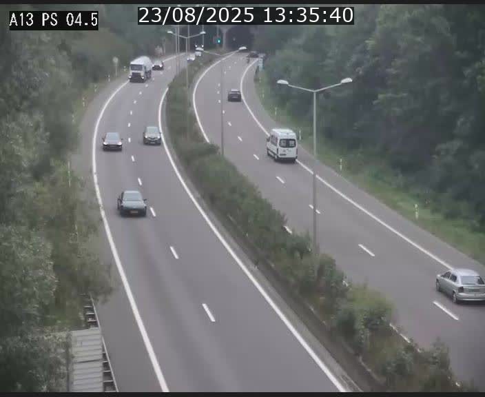 <h2>Traffic live webcam Luxembourg Differdange - A13 direction Esch-sur-Alzette - BK 4.5</h2>